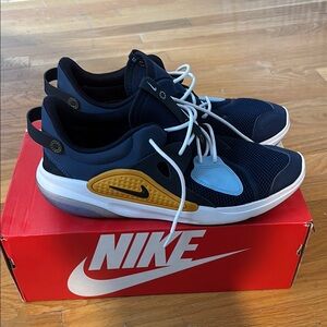 Nike Men's Joyride Sneakers. Size 12. Like new.
